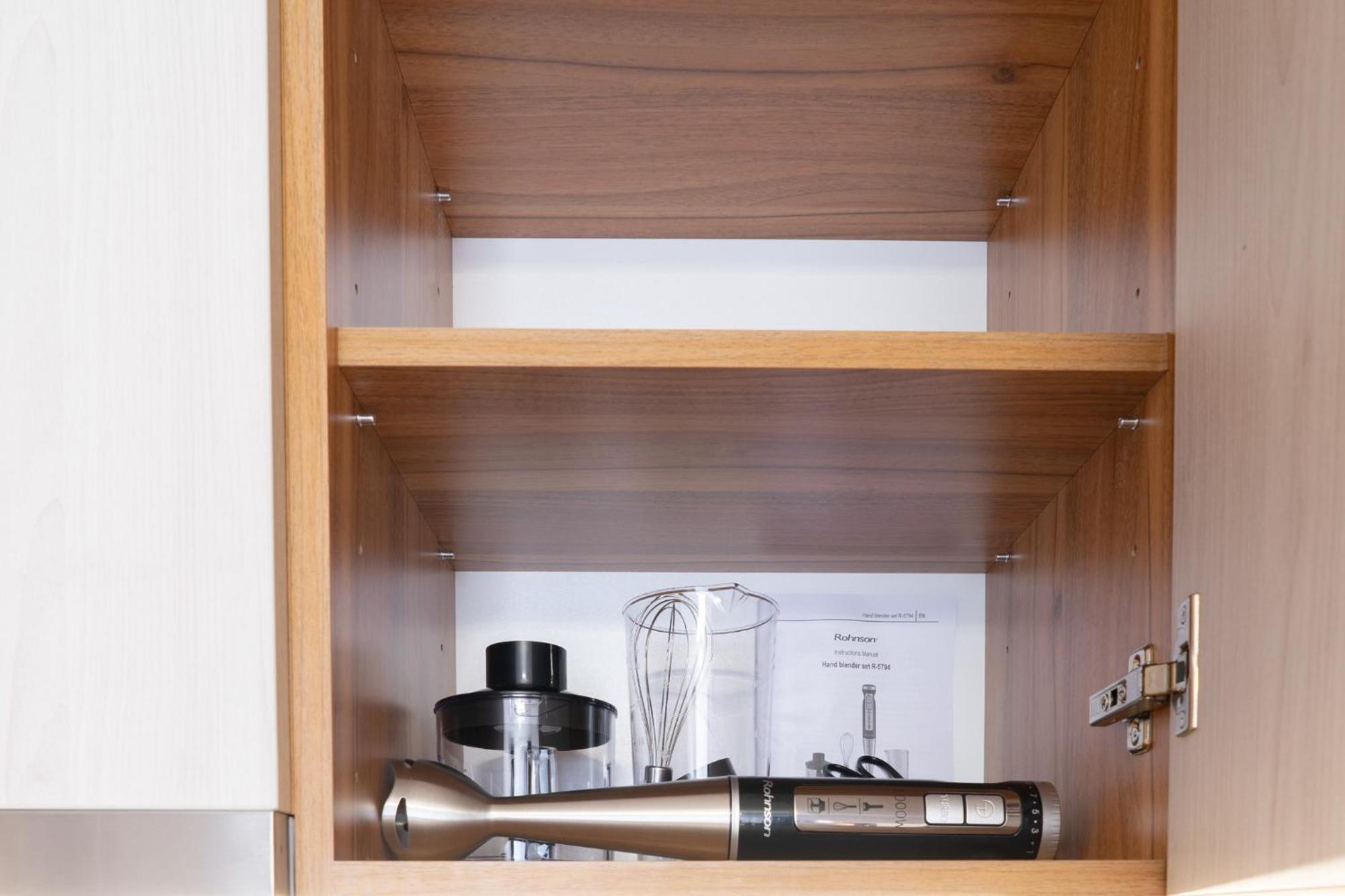 New Modern & Cozy Apartment With Free Private Parking And Ev Charging Station Varna Esterno foto